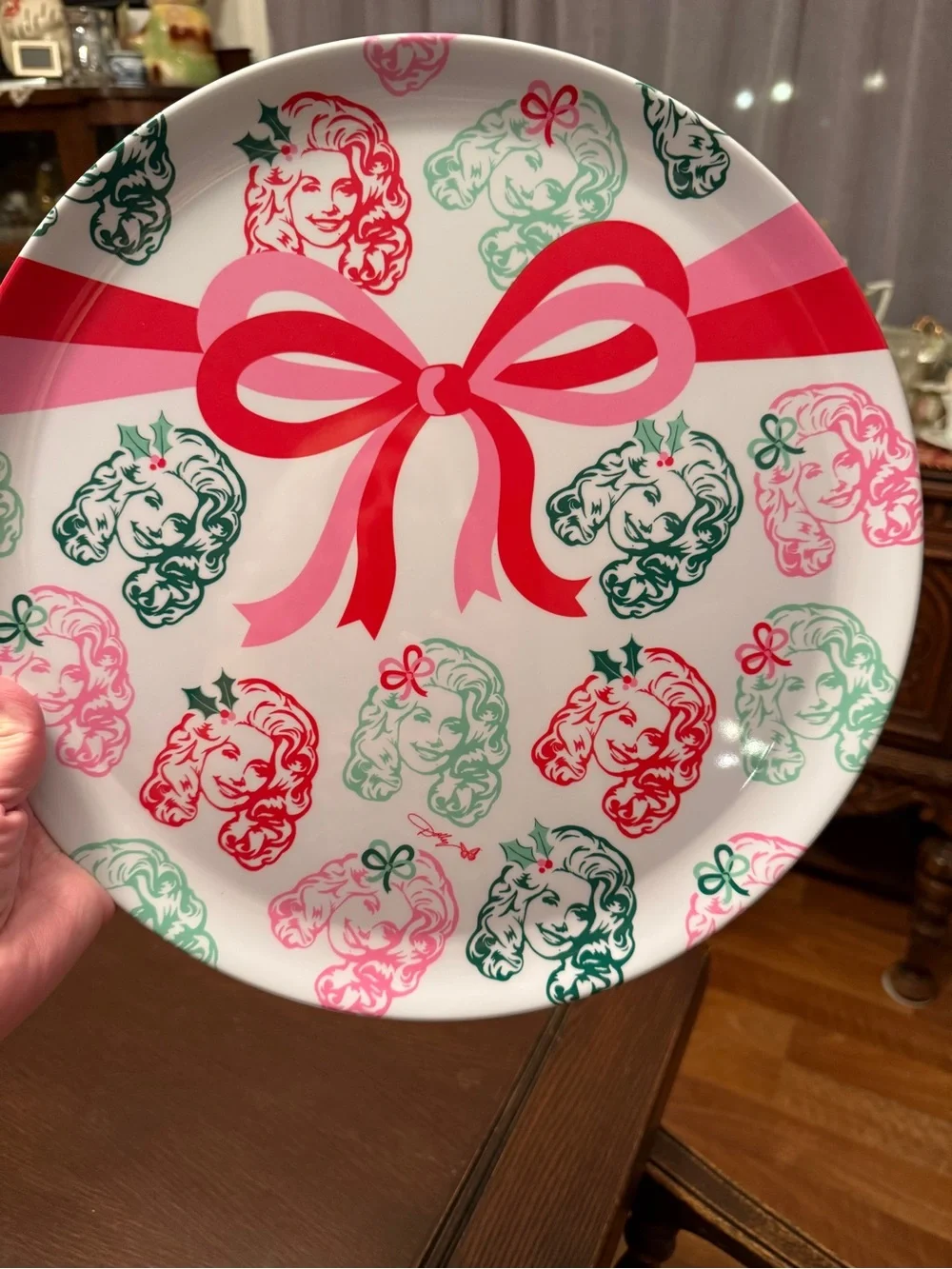 Festive Dolly Parton Pink & Green Holiday Serving Plate with Ribbon Motif 14.7